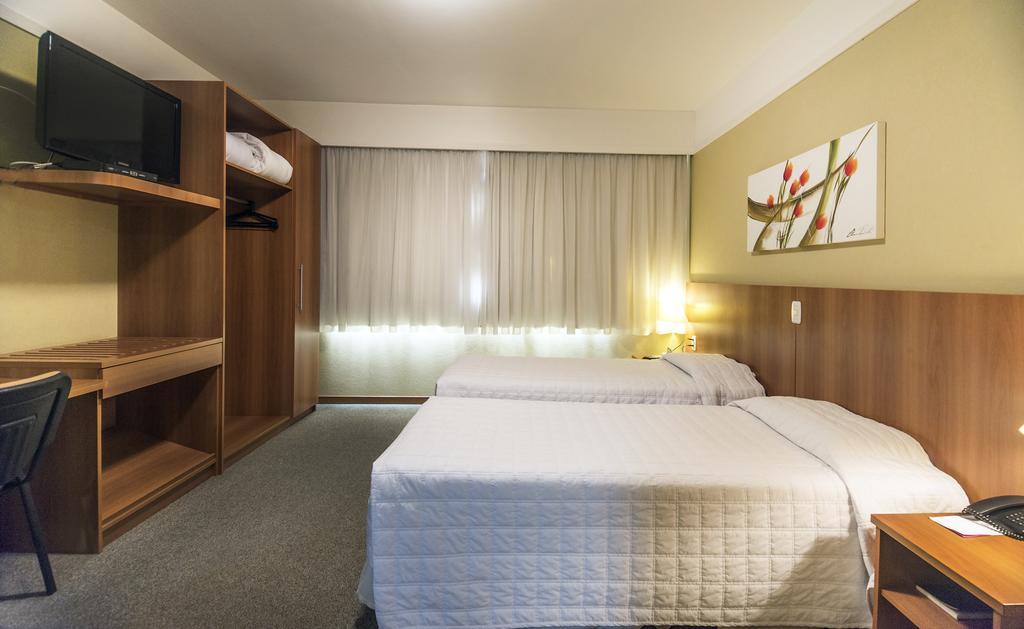 Tri Hotel Executive Caxias Caxias do Sul Exterior photo